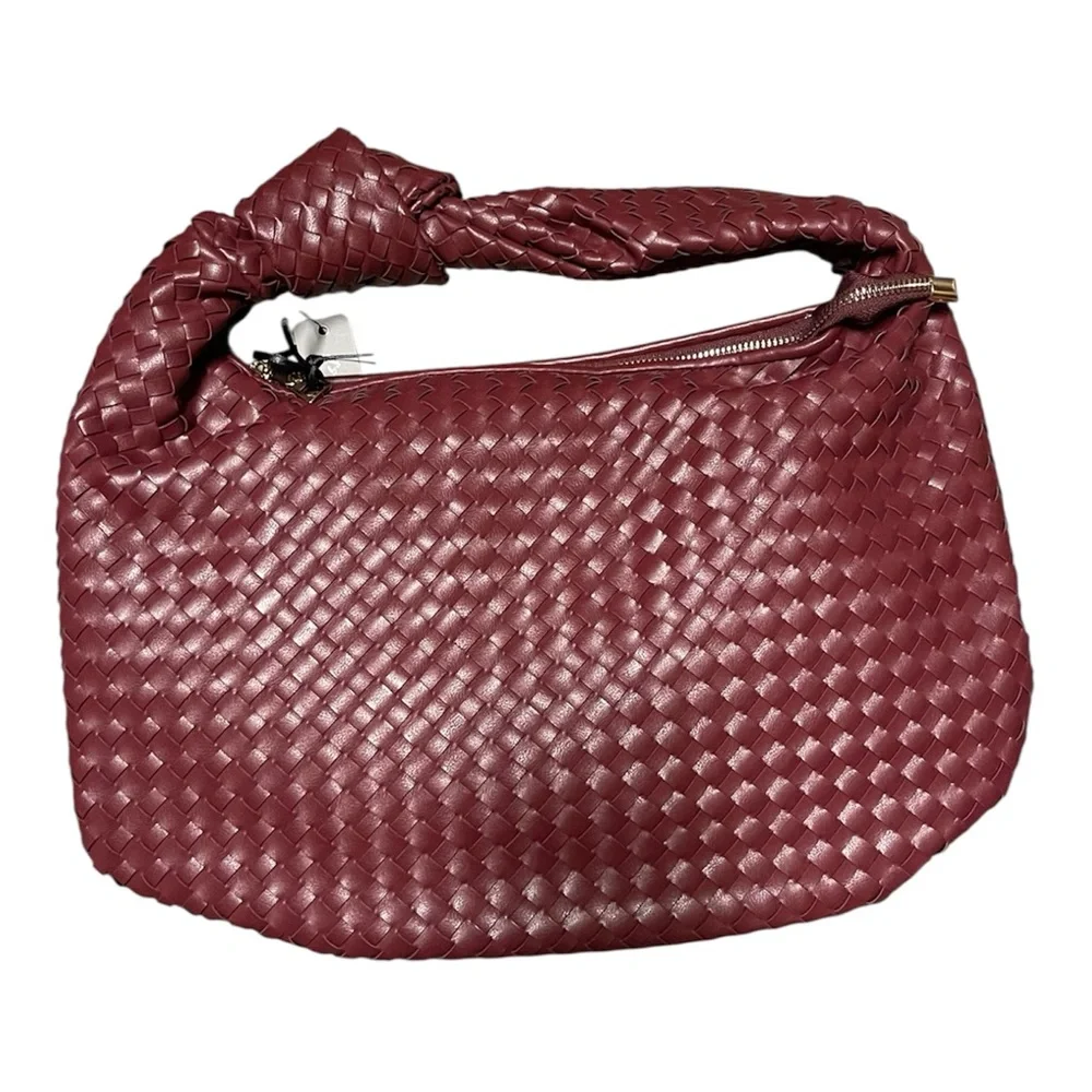 Glitzy Girlz elegant burgundy